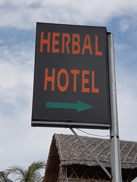 Herbal Hotel & Spa Фантхьет Экстерьер фото